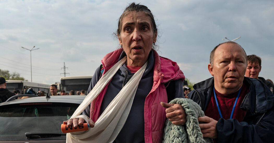 Ukraine Live Updates: &lsquo;Slammed From All Sides.&rsquo; Survivors of Steel Plant Siege Reach Safety