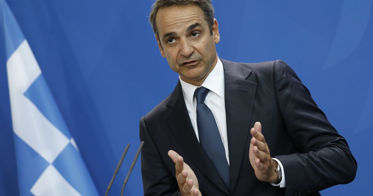 Mitsotakis seeks to deflect parliamentary attacks over Greek spy scandal